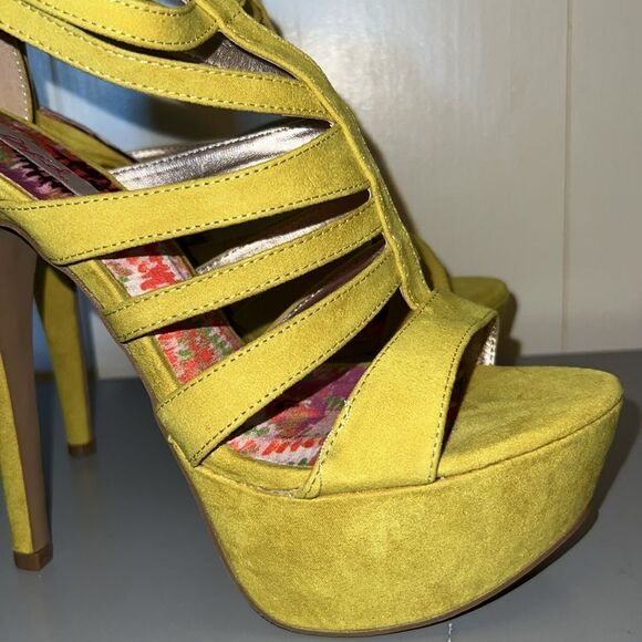 Qupid lime green cut out platforms size 9 - Picture 11 of 13